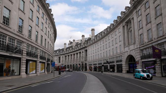Pemandangan Regent Street di London, Inggris (18/3/2020). PM Inggris Boris Johnson pada Rabu (18/3) mengatakan seluruh sekolah akan ditutup mulai Jumat (20/3) setelah otoritas kesehatan mengonfirmasi total 2.626 kasus infeksi COVID-19 dan 104 kematian akibat penyakit tersebut. (Xinhua/Tim Ireland)