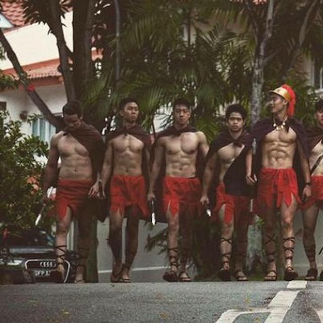 Unik Pernikahan Ini Kedatangan Pasukan Spartan Layaknya Film 300