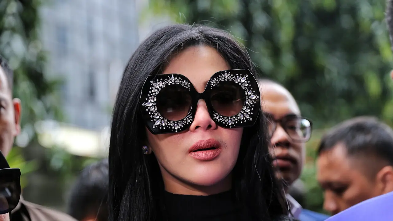 [Bintang] Syahrini