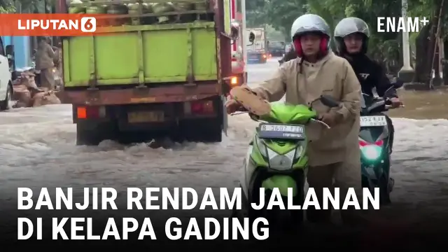 VIDEO: Banjir Setengah Meter Bikin Jalan di Kelapa Gading Terendam