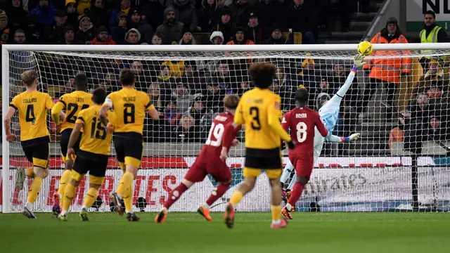 Foto: Gol Indah Harvey Elliott Jadi Dahaga Hasil Buruk Liverpool, The Reds Melaju ke Putaran Keempat Piala FA