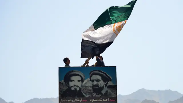 FOTO: Pasukan Anti-Taliban Berjaga di Lembah Panjshir