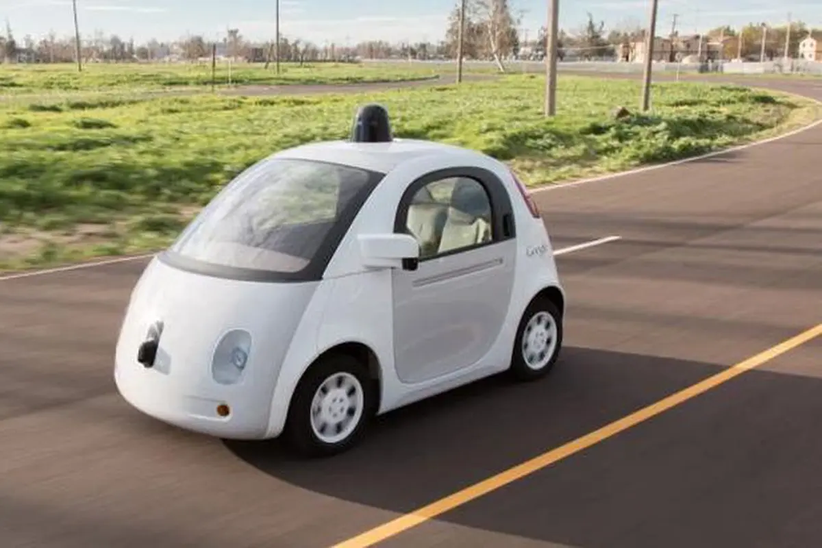 Mobil Tanpa Sopir Google Sudah Bisa Dijajal Pertengahan 2015
