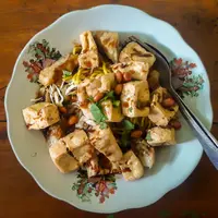 ilustrasi tahu gecot/Faiz Dila/Shutterstock