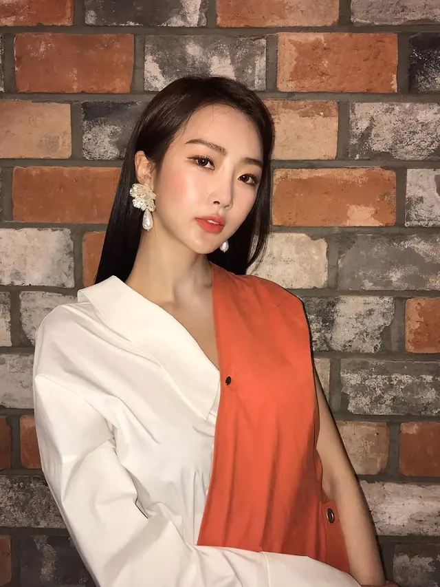 Subin Dal Shabet. (Instagram/ dalsooobin)