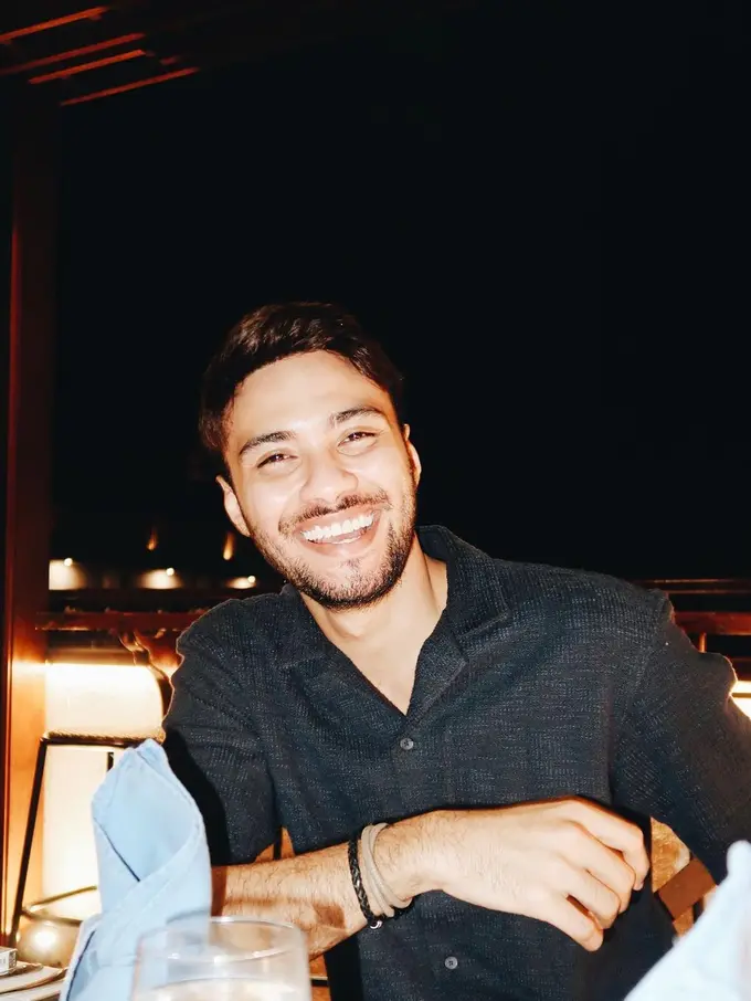 Refal Hady liburan di Yogyakarta