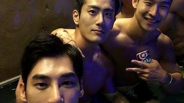 Ganteng Banget Guru Sd Asal Korea Selatan Ini Bikin Hati Meleleh Lifestyle Fimela Com