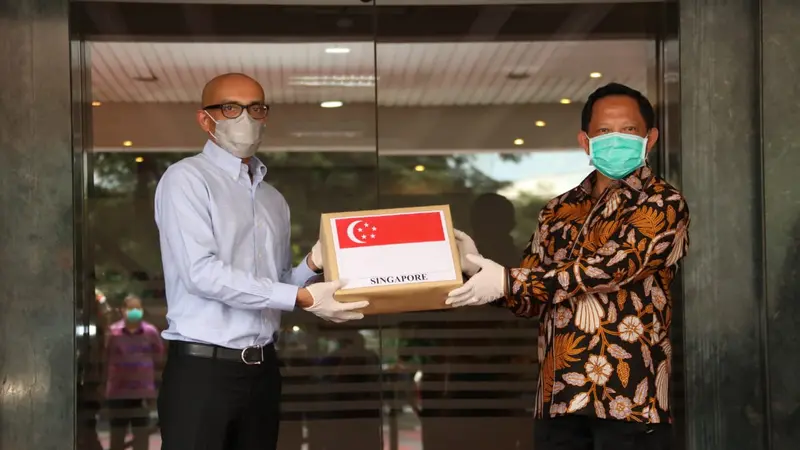 Menteri Dalam Negeri Tito Karnavian saat menerima Duta Besar Singapura, Anil Kumay Naya. (Istimewa)