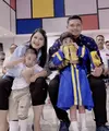 Kahiyang bersama Bobby tampak kompak hadir di wisuda anak pertamanya Sedah. Tak ketinggalan Al Nahyan Nasution pun hadir di momen penting sang kakak. @bobbynst