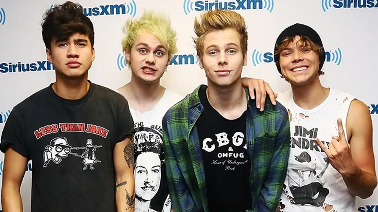 5 Seconds of Summer Pamer Lagu Baru di Toronto