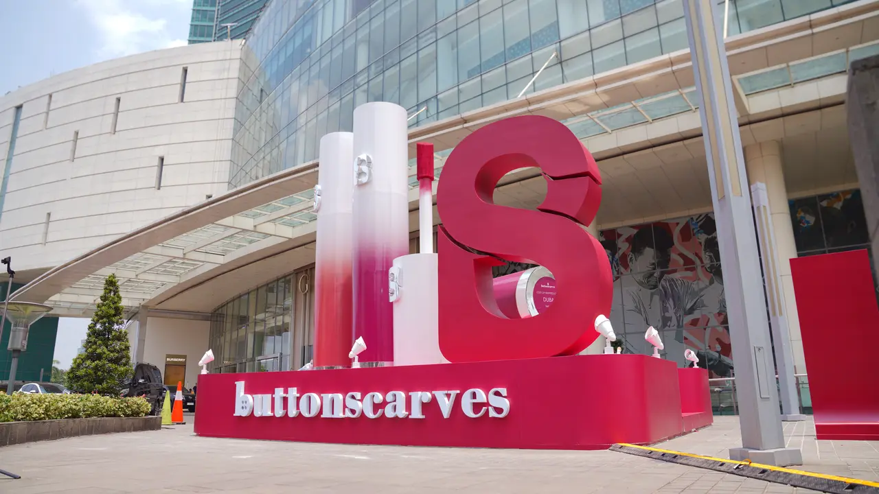 Buttonscarves