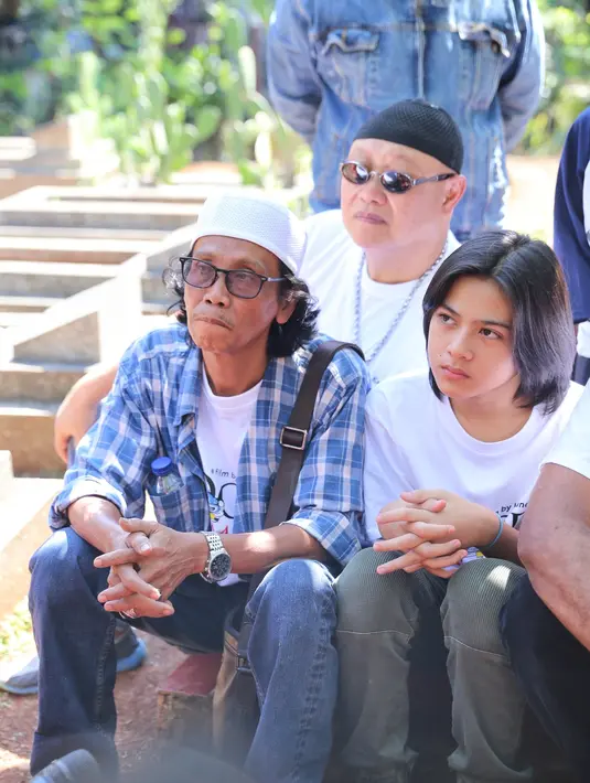 Rano Karno dan Keluarga Si Doel