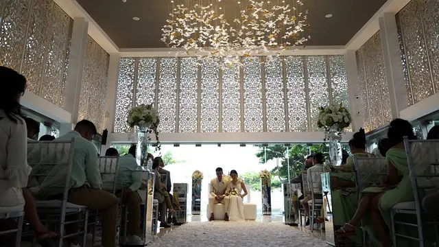Bernuansa Putih, Begini Suasana Pernikahan Chicco Jerikho dan Putri Marino