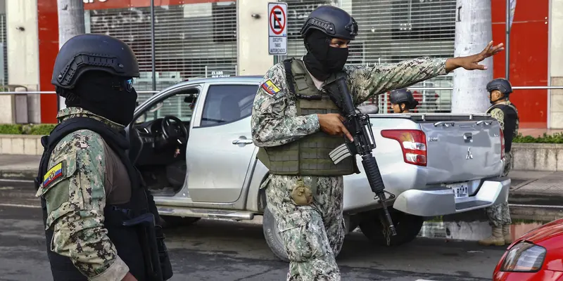 Ekuador Kerahkan Tentara Perang Lawan Narkoba