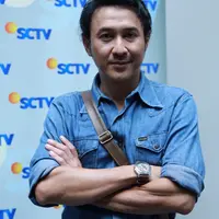 "Banyaklah. Di sinetron ini saya banyak belajar akan agama, membaca hadist-hadist juga," kata Agus Kuncoro. (Galih W. Satria/Bintang.com)