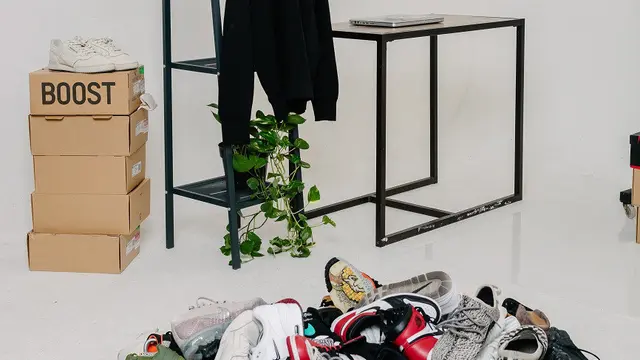 [BIntang] Sneakers