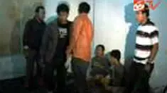 Khawatir dengan adanya kegiatan teroris di desanya, puluhan warga Binjai, Sumut, menggrebek sebuah ruko yang dicurigai sebagai sarang teroris. Namun, dalam ruko itu justru menemukan puluhan drum cairan untuk mengoplos minuman keras.