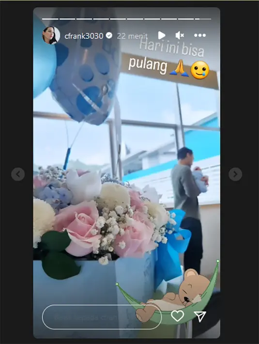 Sebelumnya, pasangan ini memilih momen Natal untuk mengumumkan kehamilan Chelsea. “kado kecil untuk Natal akan hadir Juni 2023.” tulisnya dalam bahasa Inggris. [Instagram/cfrank3030]