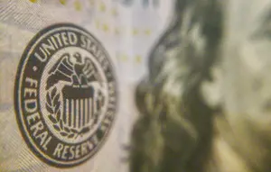 The Fed Pangkas Suku Bunga Berpotensi Kerek Harga Emas