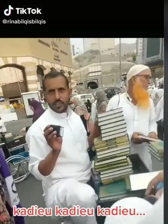 Viral Penjual Al Quran di Mekah Fasih Bahasa Sunda, Curi Perhatian