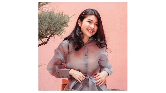 Pesona Elisa Jonathan (Sumber: Instagram/elisajonathan)