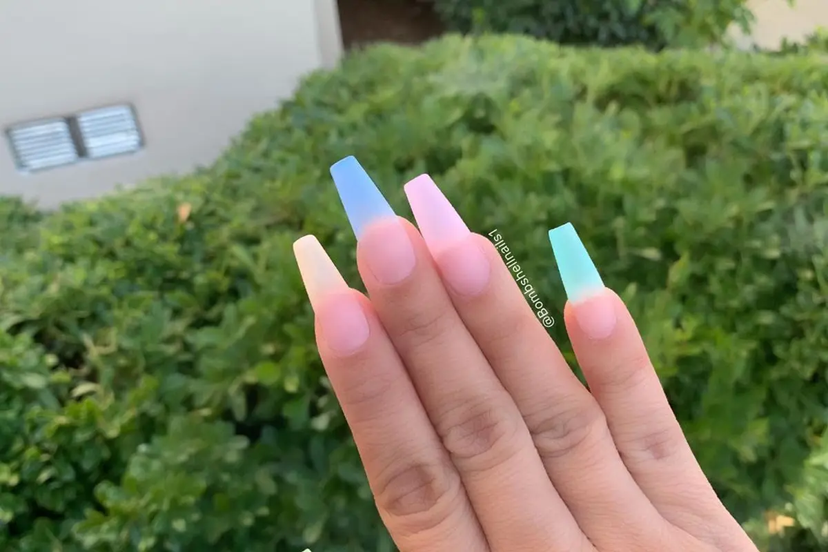 [Fimela] Sea Glass Nail Art