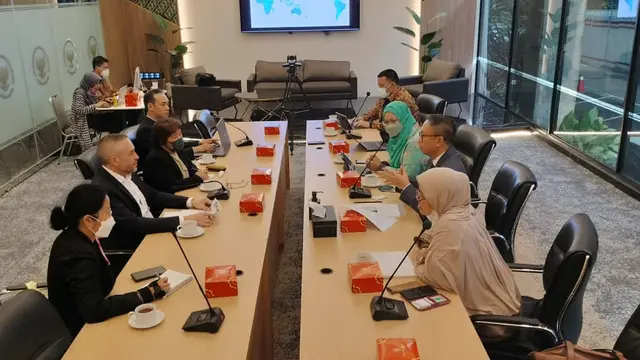 Deputi Bidang Koordinasi Kerja Sama Ekonomi Internasional Kementerian Koordinator Bidang Perekonomian Edi Prio Pambudi