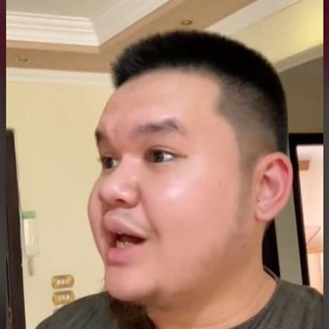 Jemaah Haji Indonesia Ungkap Pengalaman Traumatik Pernah Dipaksa Joki untuk Cium Hajar Aswad