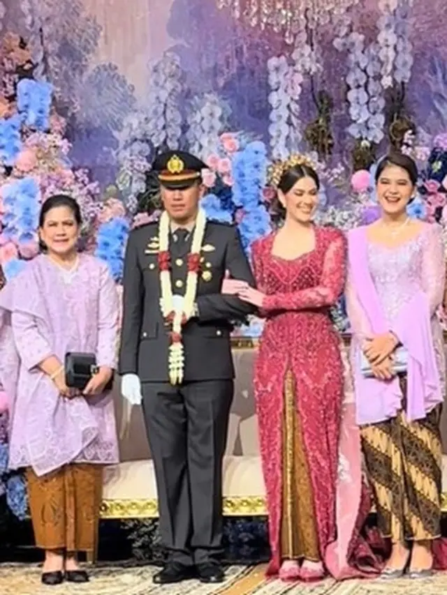 Kahiyang Ayu berkebaya (TikTok/ekanoong)