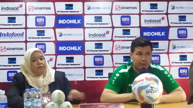 Pelatih Turkmenistan Mergen Orazov memuji permainan Timnas Indonesia. (Dian Kurniawan/Liputan6.com)