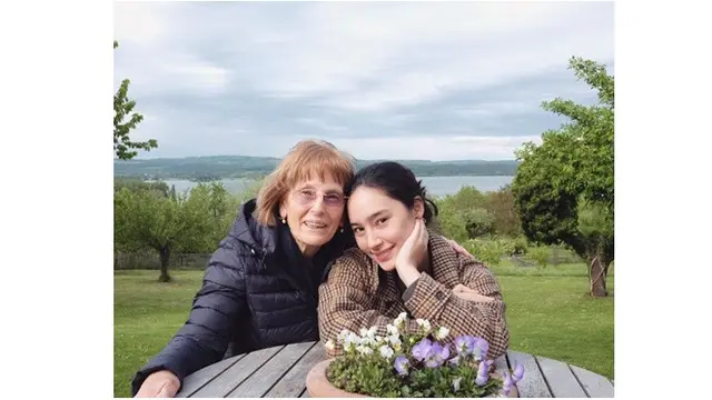 Potret 6 Nenek Artis Ini Masih Bugar dan Awet Muda, Ada yang Sudah 99 Tahun