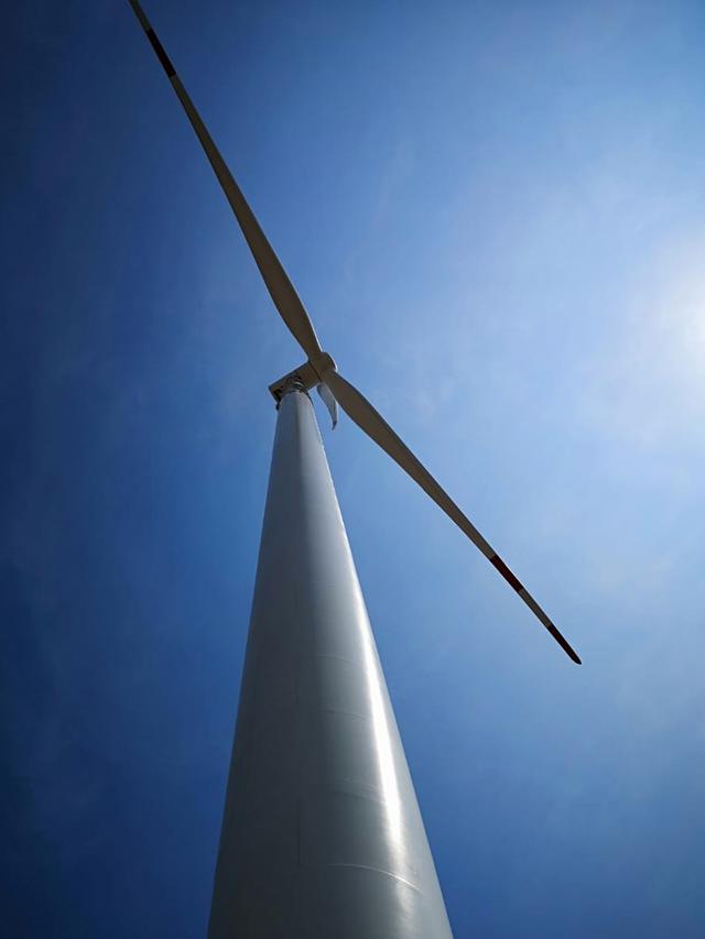 Keren, Satu Lagi Kebun Angin Raksasa di Sulsel