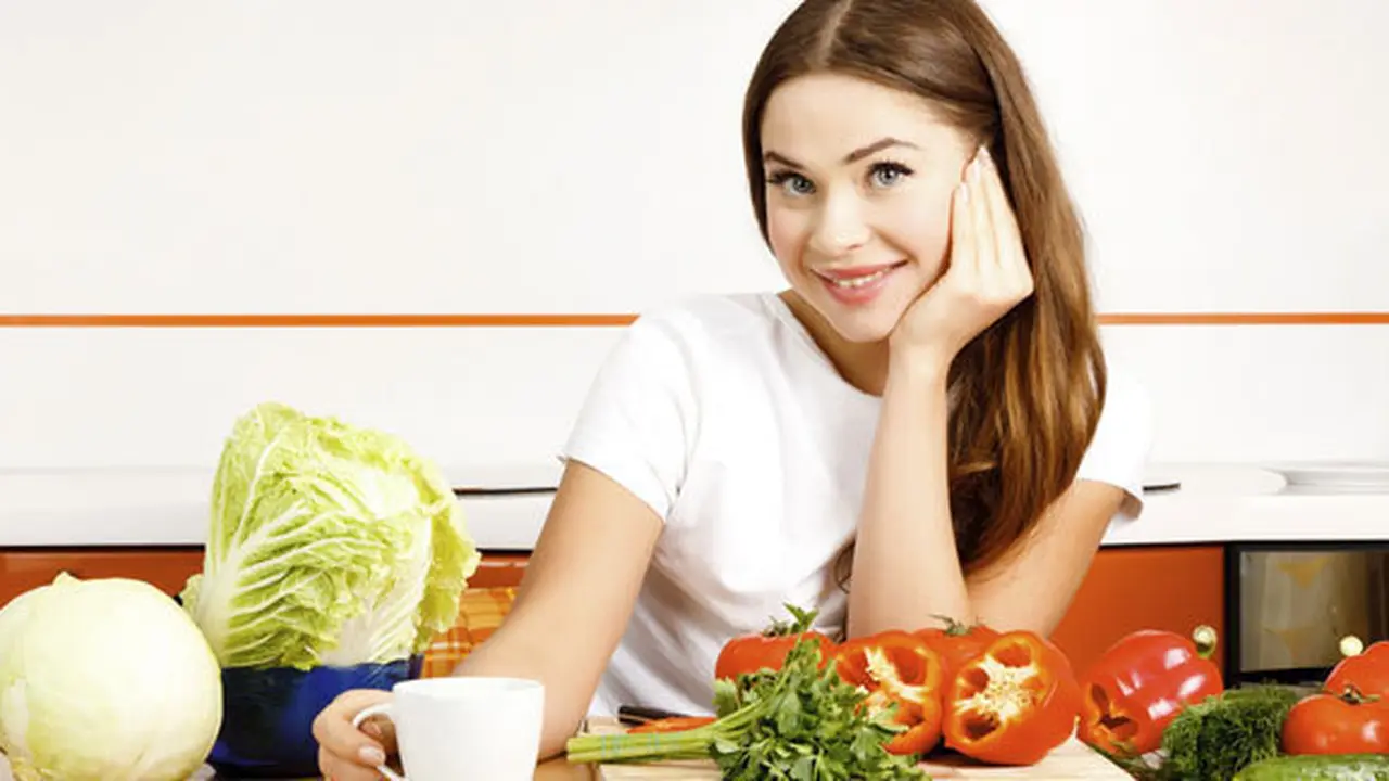 (C) shutterstock