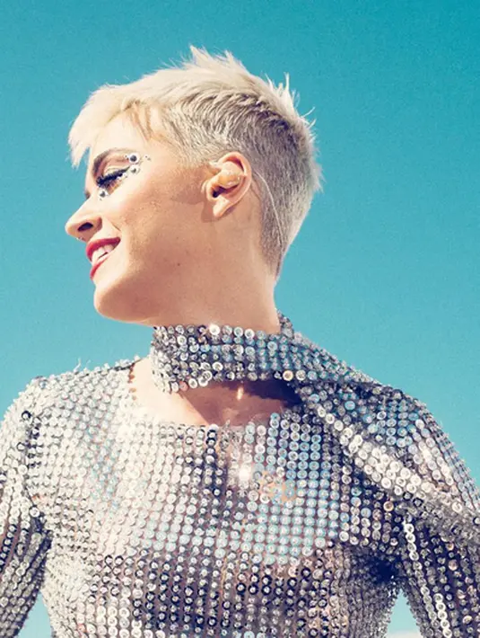 Selain itu Christina mengaku sudah tidak bisa lagi mengikuti kelas yoga lantaran jari kakinya yang sudah hilang. Kejadian ini tentunya mendorong wanita itu untuk mengajukan tuntutan terhadap Katy. (Instagram/katyperry)