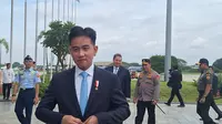 Wakil Presiden RI Gibran Rakabuming Raka berbicara soal peluang dirinya bergabung ke partai politik lain, usai dipecat PDI Perjuangan (PDIP) sebagai kader. (Lizsa Egeham).