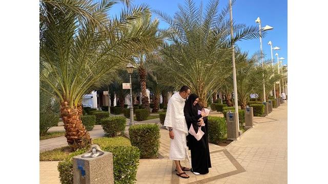 Kartika Putri Ajak Sang Anak Umrah Bersama, Ini 5 Potret Kebersamaannya