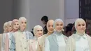 Penampilannya tampak anggun dengan hijab dan busana Muslimah berwarna kalem. [Instagram.com/daraarafah]