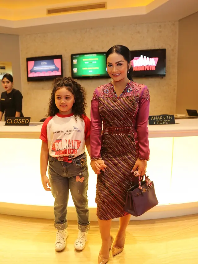 [Fimela] Krisdayanti - Amora Lemos