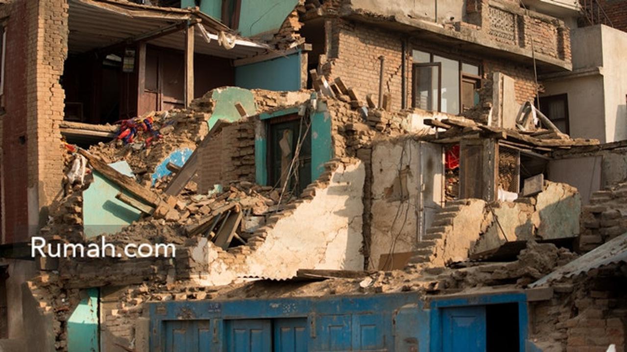 Cara Memperbaiki Rumah Pasca Gempa