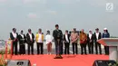 Presiden Joko Widodo (Jokowi) memberikan sambutan saat meresmikan empat ruas tol di Provinsi Jawa Timur, Kamis (20/12). Empat ruas tol sepanjang 59 km ini merupakan bagian dari Jalan Tol Trans-Jawa. (Liputan6.com/Angga Yuniar)