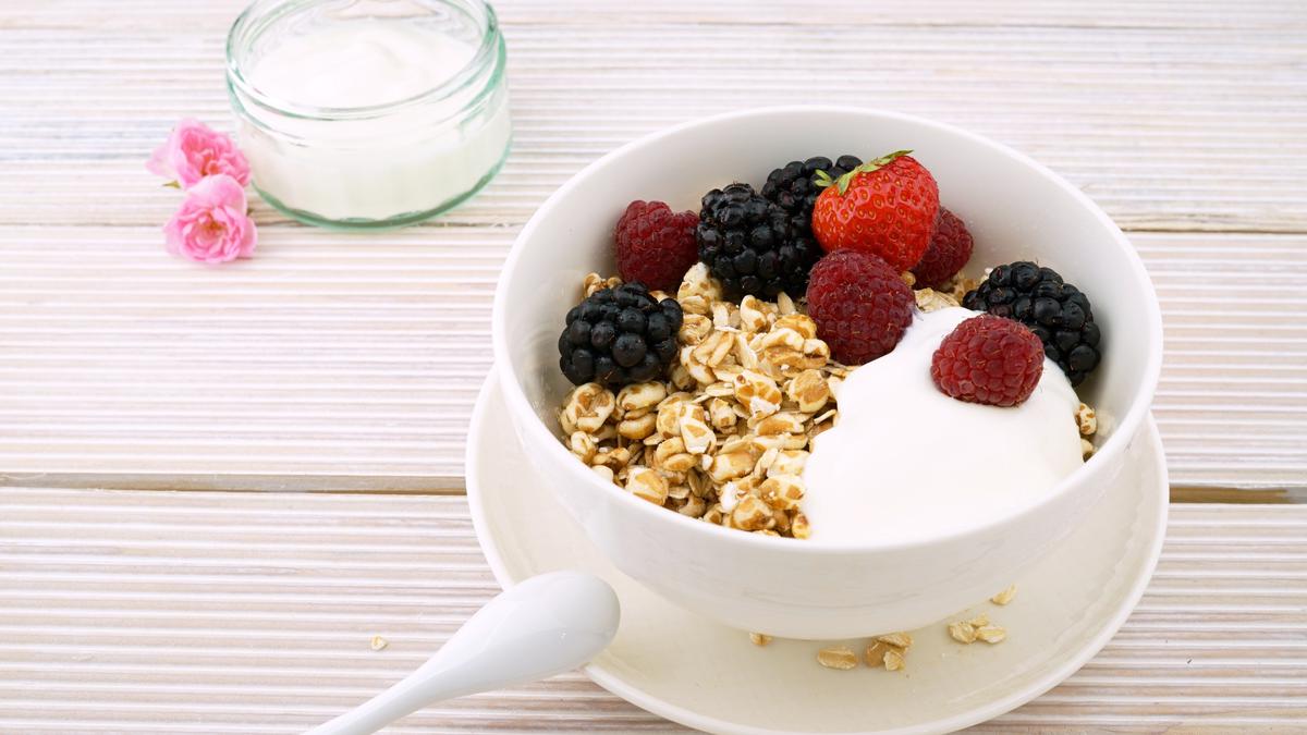 5 Rekomendasi Topping yang Enak dan Sehat Untuk Melengkapi Sajian Oatmeal -  Lifestyle Fimela.com