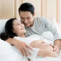 Hubungan intim trimester pertama./Copyright shutterstock.com