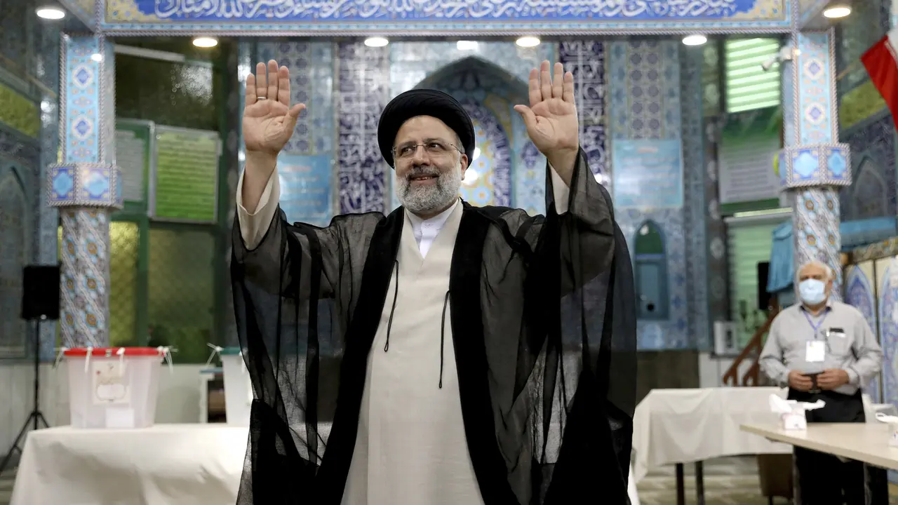 FOTO: Iran Gelar Pemungutan Suara Pemilihan Presiden