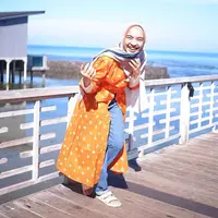 Tika Bravani (IG/tikabravani)