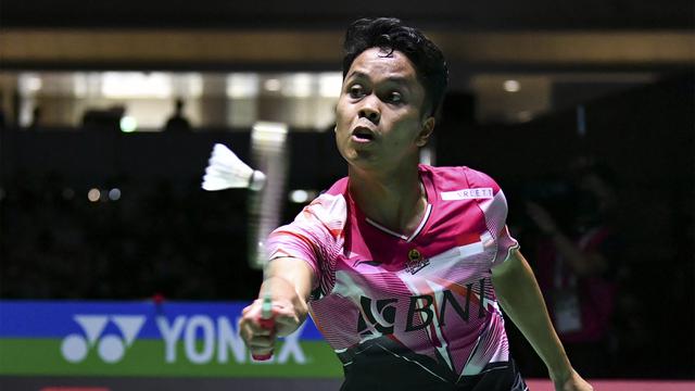 Foto: Anthony Sinisuka Ginting Kandas oleh Viktor Axelsen di Semifinal Kejuaraan Dunia Bulutangkis 2022