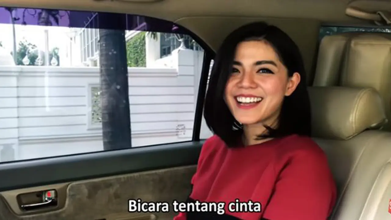 Keke Challenge Merry Riana./Copyright youtube.com/Merry Riana