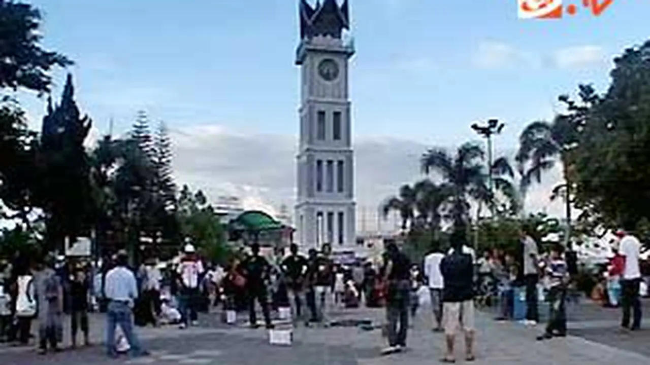 120804cjam-gadang.jpg