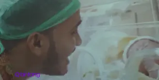 Lengkap sudah kebahagiaan rumah tangga Ruben Onsu dan Sarwendah. Jumat (5/6) mereka dianugerahi bayi perempuan cantik yang lahir di RS Bunda, Menteng, Jakarta. Bayi yang diberi nama Thalita Putri Onsu tersebut lahir melalui operasi caesar.