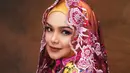 “Alhamdulillah. Hari ini 1 Disember 2020, saya dan suami membuat pengumuman rasmi mengenai kehamilan saya yang sudah pun berusia 4 bulan,” ungkap Siti Nurhaliza. (Instagram/ctdk)