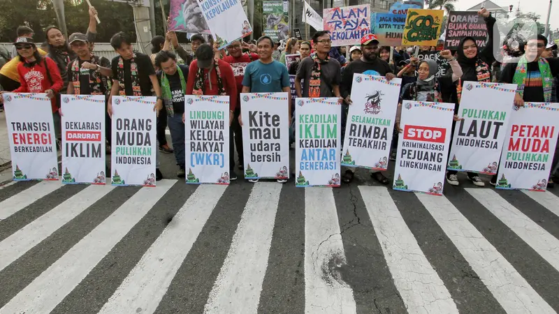 Krisis Iklim dan Demokrasi Disuarakan Aktivis dalam Karnaval Hari Lingkungan Hidup 2023